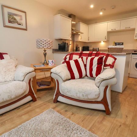 Appartamento Cadliam Whitby Esterno foto